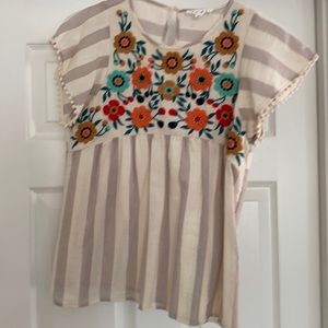 Floral embroidered shirt